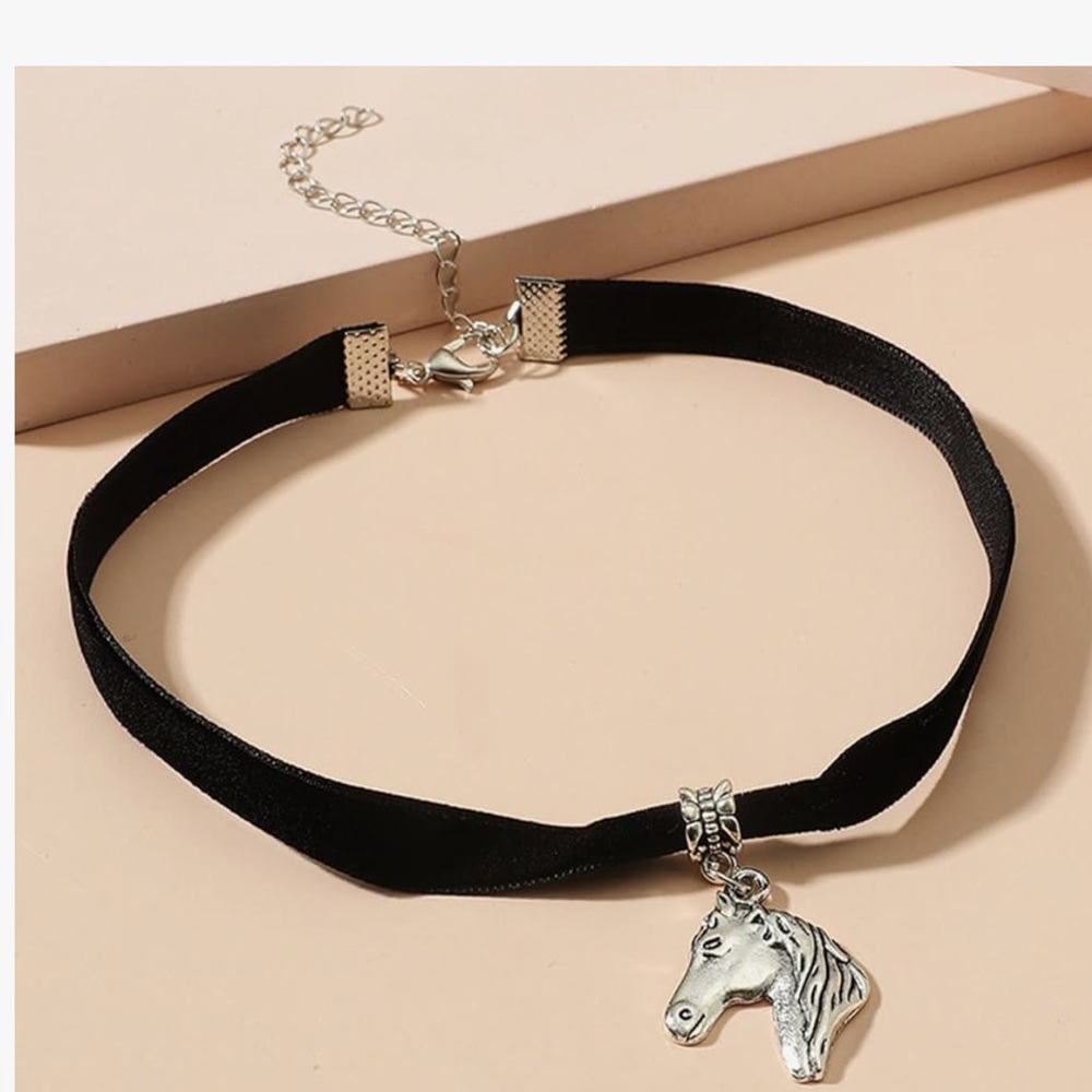 Chic Nation Black Choker Necklace with Silver Horse Pendant